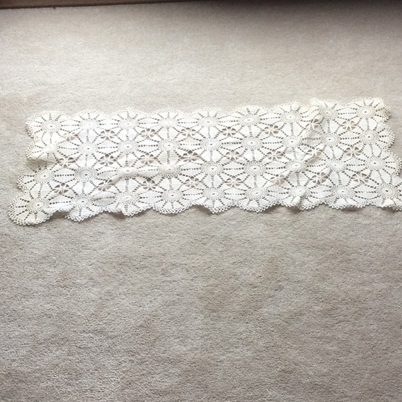 Other - Vintage linen table runner